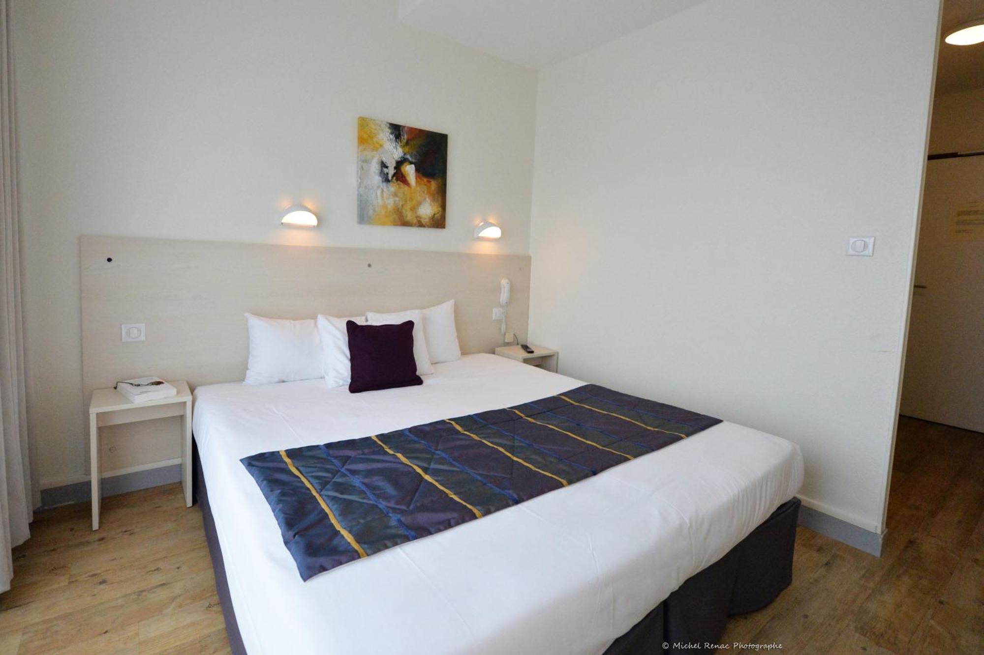 Logis Le Gavrinis Hotel