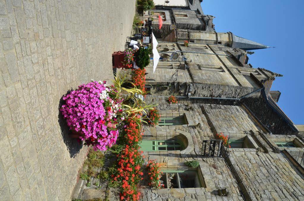 Logis Le Gavrinis Hotel 3*